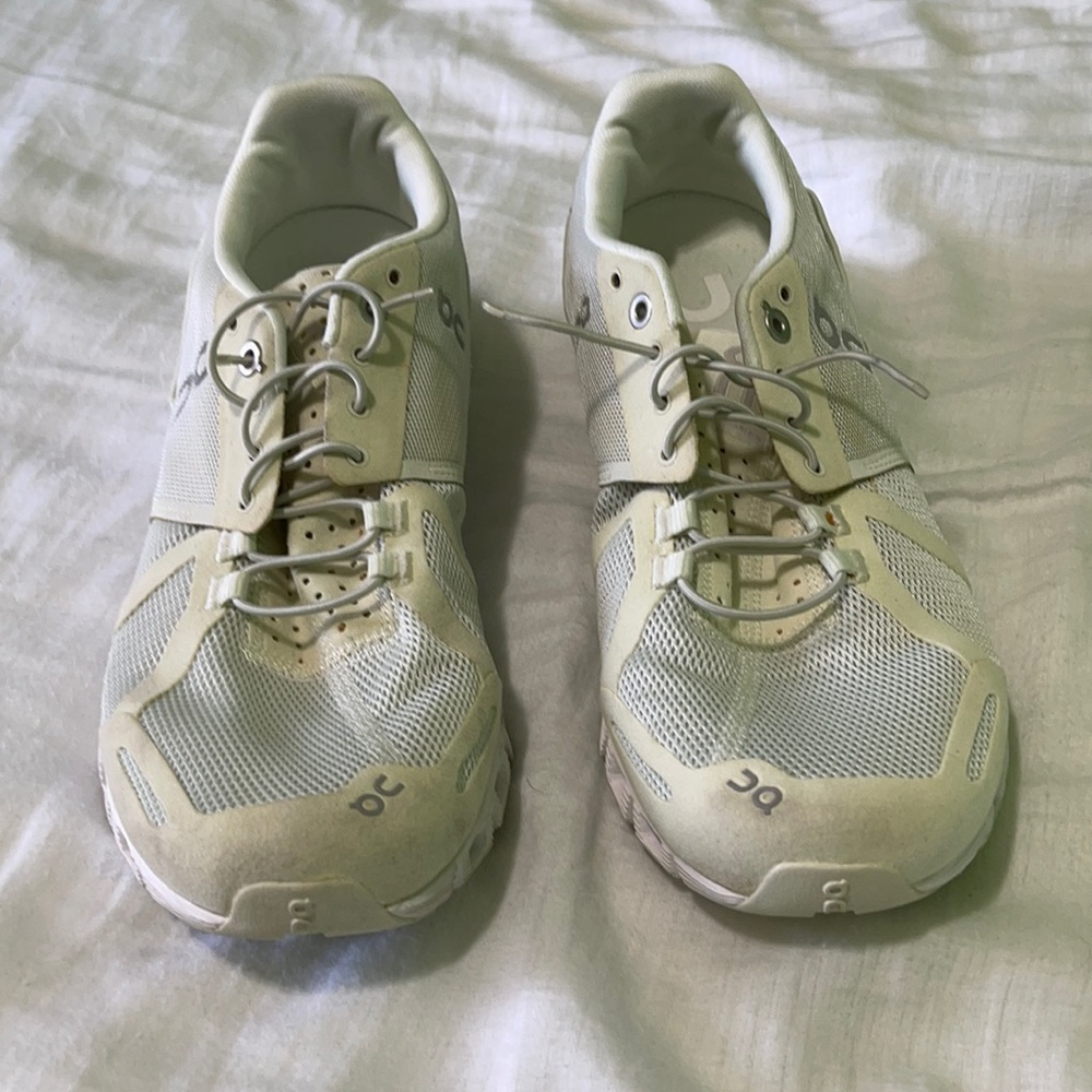 On Women’s Cloud, White Running Shoes, Size 9.5